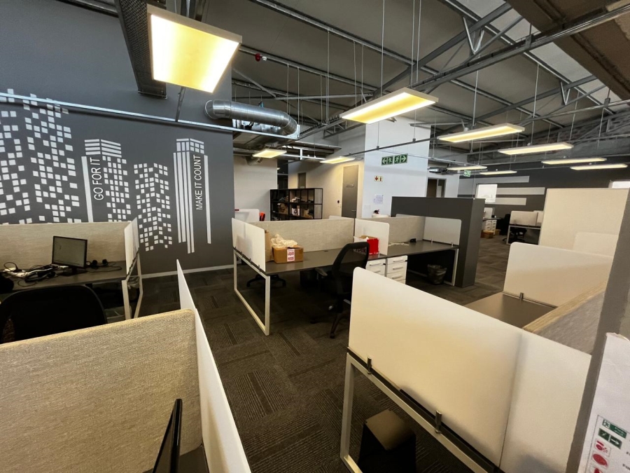 To Let commercial Property for Rent in Bo Oakdale Western Cape